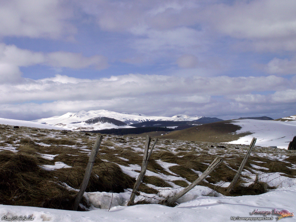 Cliquez pour agrandir - vue sur le Massif du Sancy